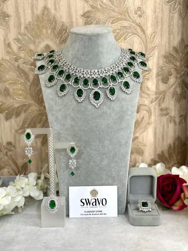 Statement Cabochon