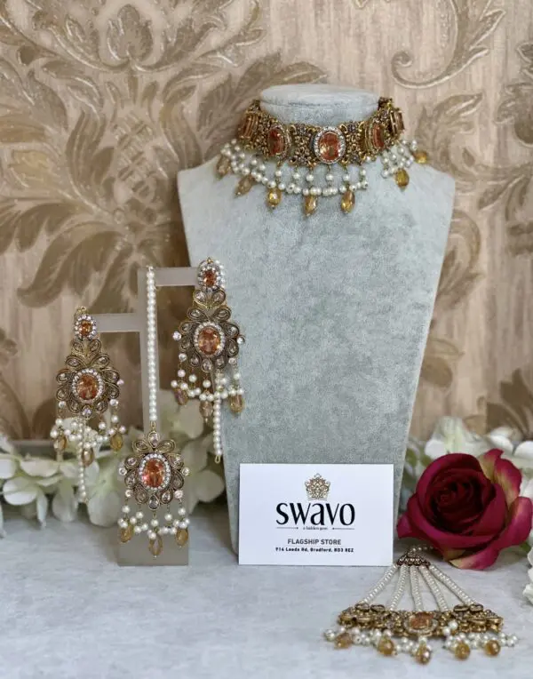 Topaz Gold Set
