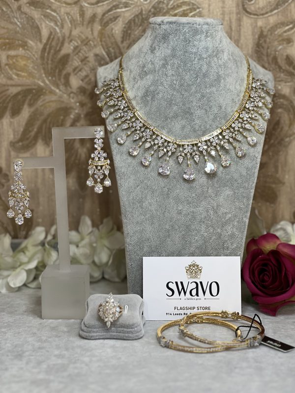 Opulence Teardrop Set